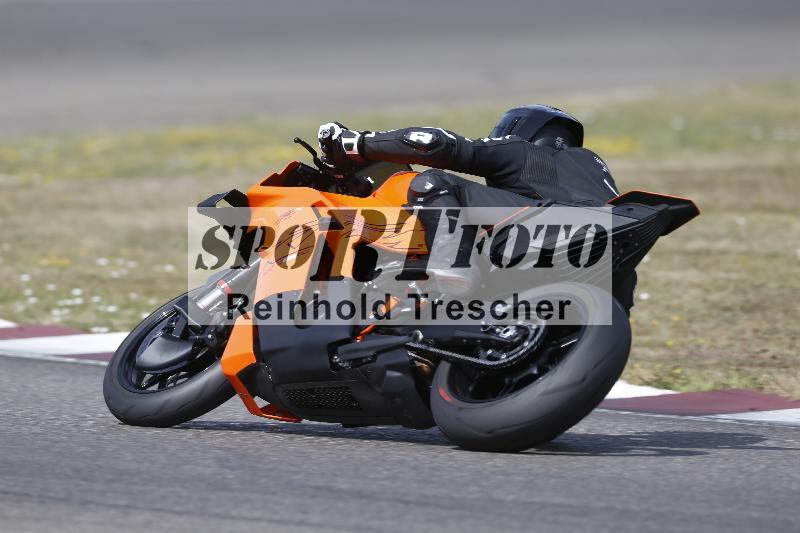 /37 09.08.2026  Pluess Motosport ADR/Einsteiger/42